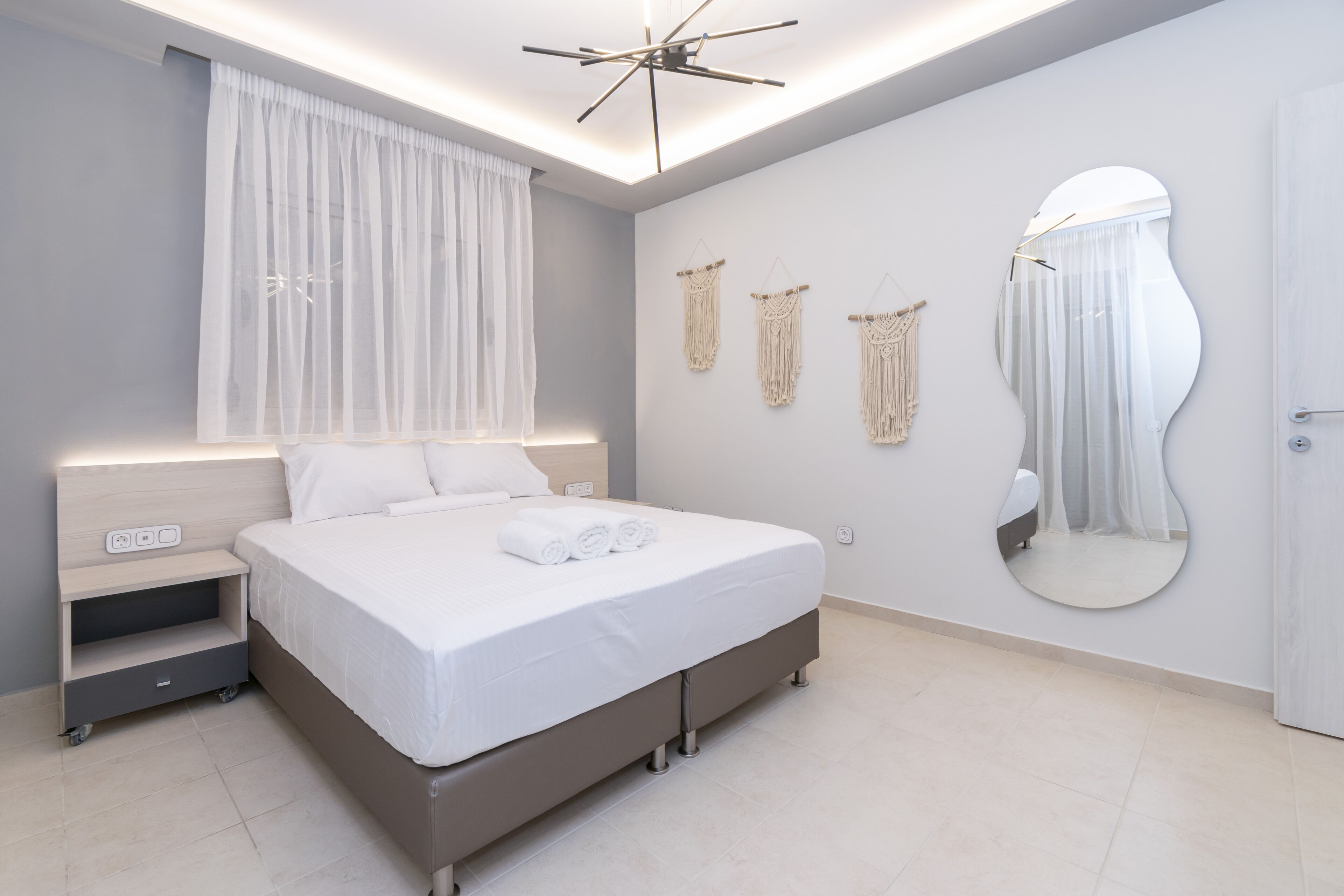 2 dormitorios, tabla de planchar con plancha, wifi y ropa de cama