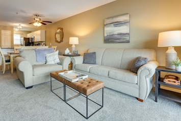 Branson Vacation Rental | 898 Sq Ft | 2BR | 2BA | Step-Free Access