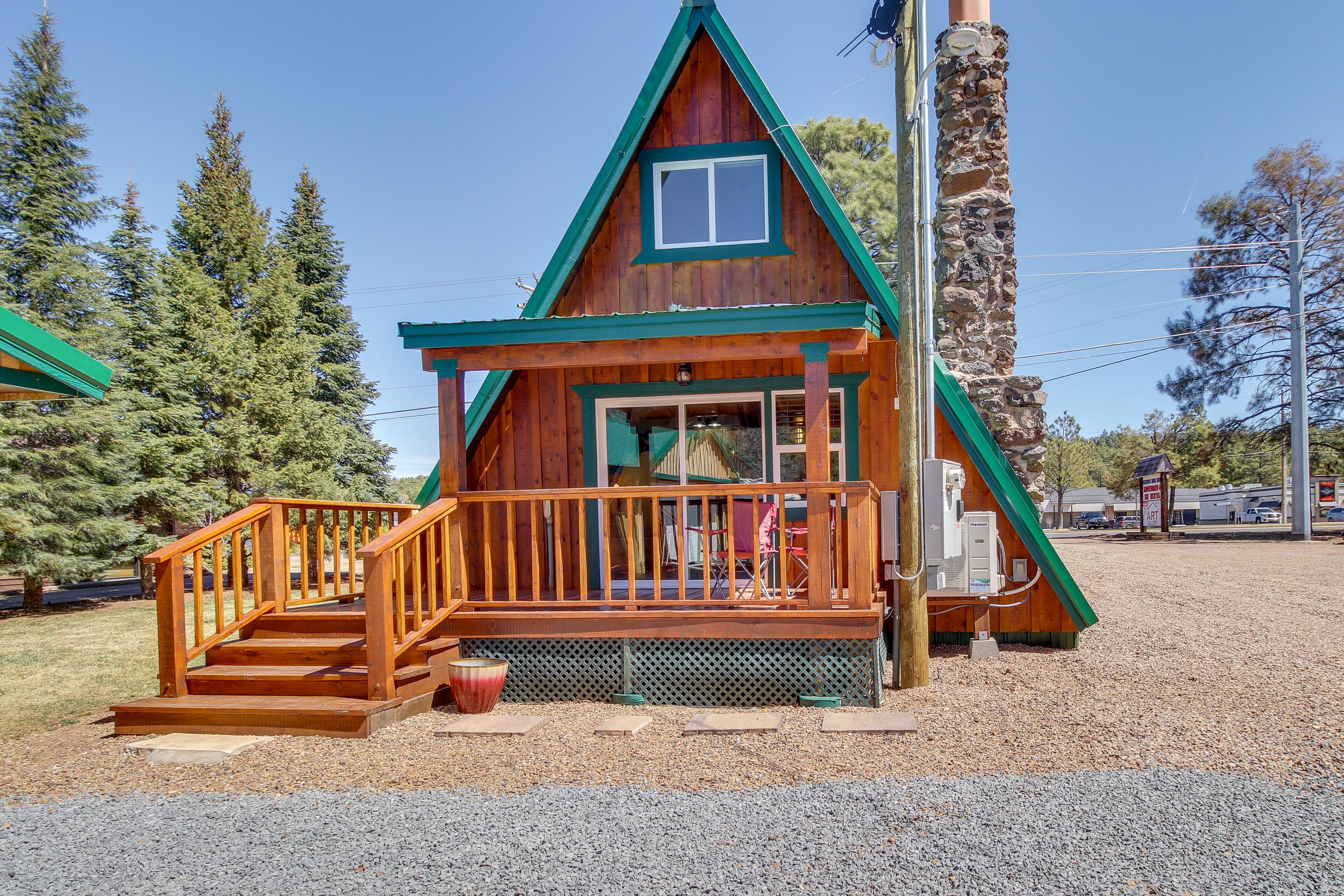 Adorable A-Frame Cabin in Pinetop-Lakeside!