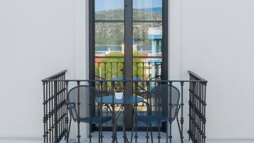 Suite Deluxe, vista al mar | Vista del balcón