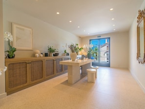 Lobby - Argostoli Essence Suites (Kefalonia)