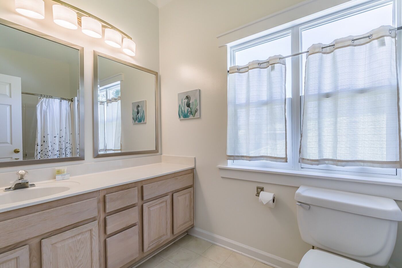 “Playin’ Through” - Pet Friendly, Golf Cart included, Club Cards available - 22 Davis Love