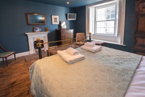 3 bedrooms, iron/ironing board, WiFi, bed sheets - Mr Harvison's, Ambleside, Lake District (Ambleside)