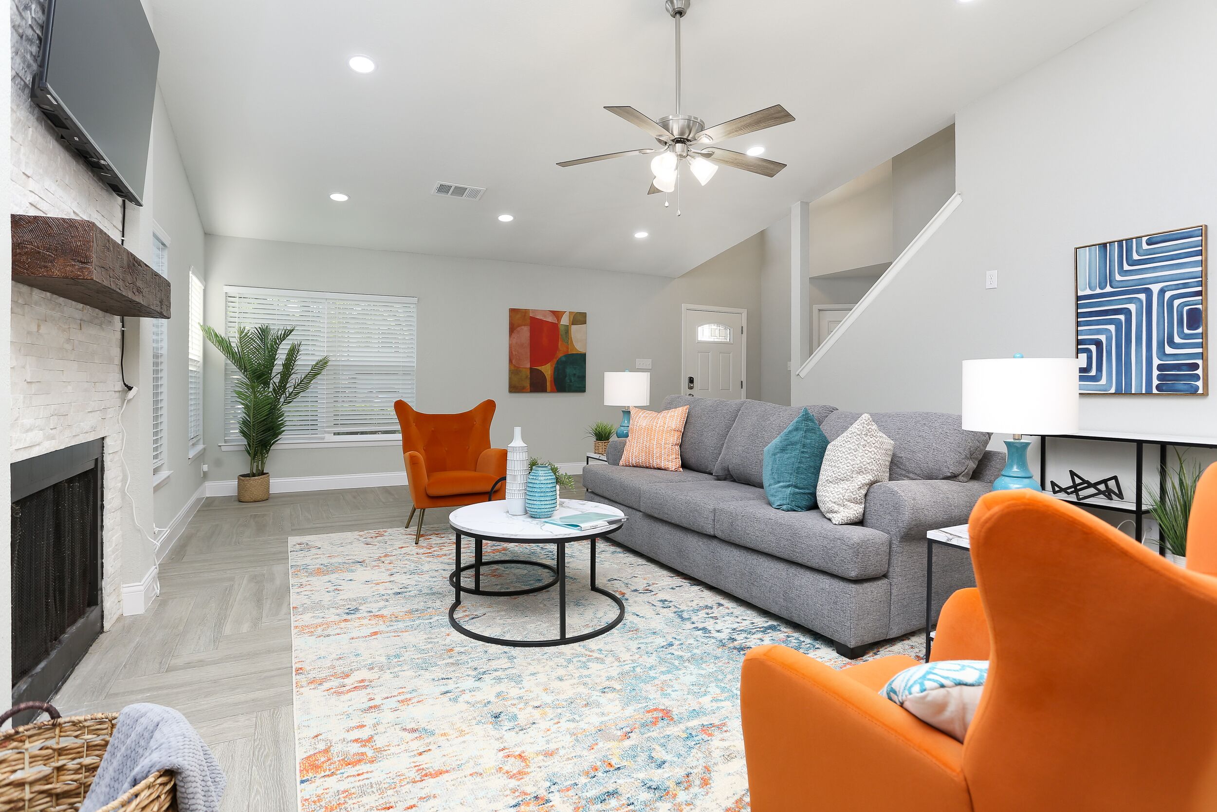 New ! Stylish House with Hot Tub & MiniGolf & GameRoom by SixFlags SeaWord UTSA