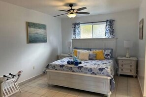 2 soverom, strykejern/-brett, wi-fi og sengetøy