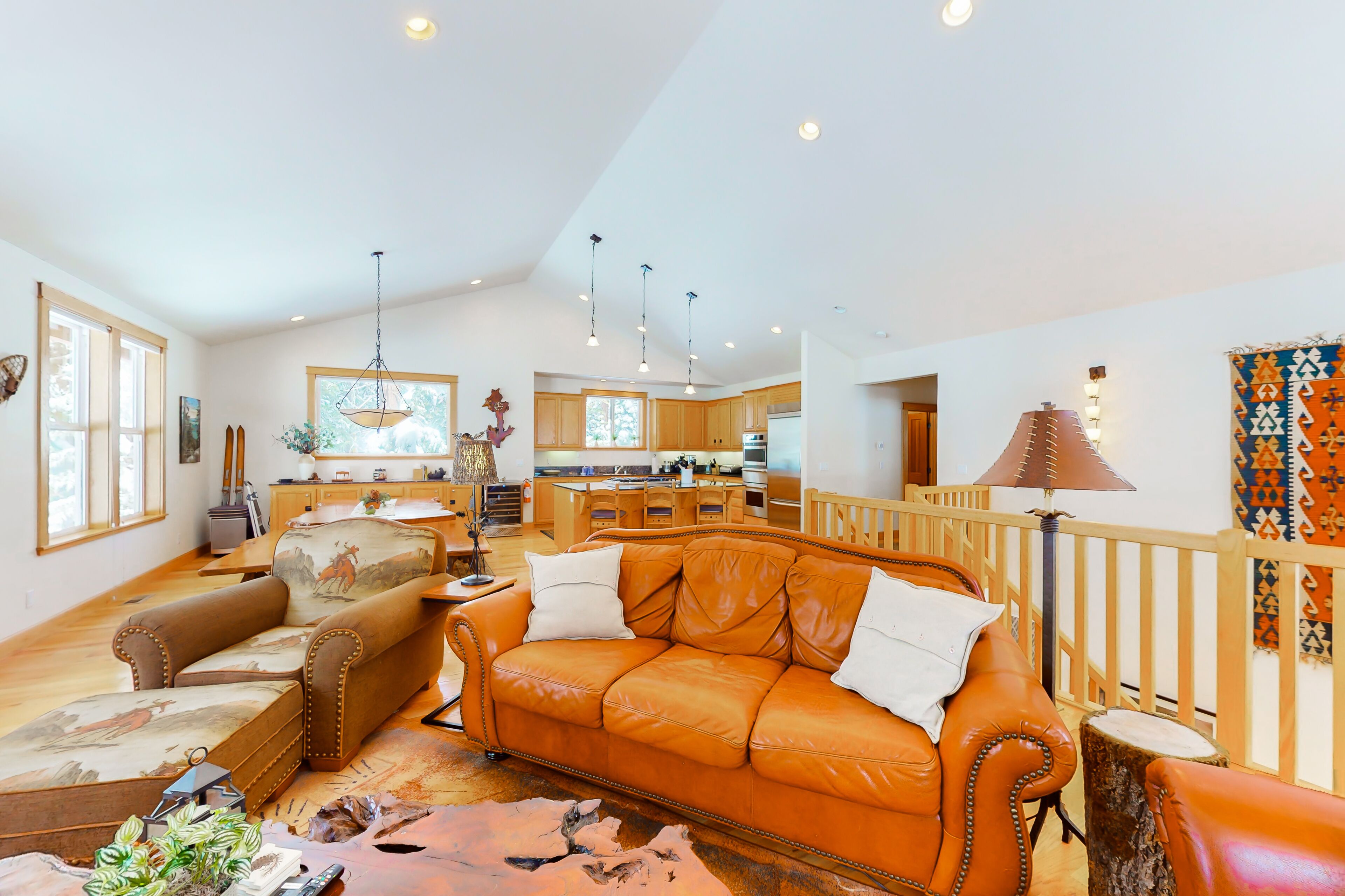 Dog-friendly wilderness retreat with a hot tub, grill, two fireplaces, & W/D