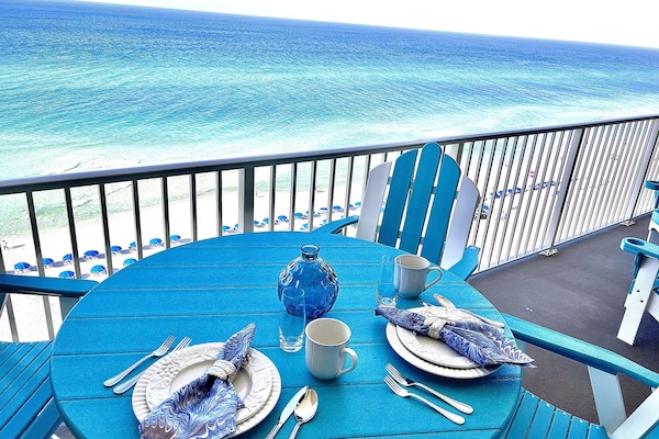 Private Beachfront Balcony