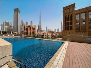 Outdoor pool - Downtown - Bellevue Towers (Dubai)