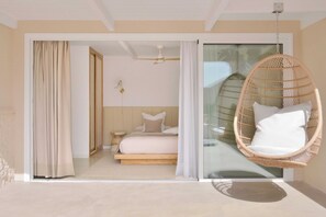 3 chambres, coffres-forts dans les chambres, bureau