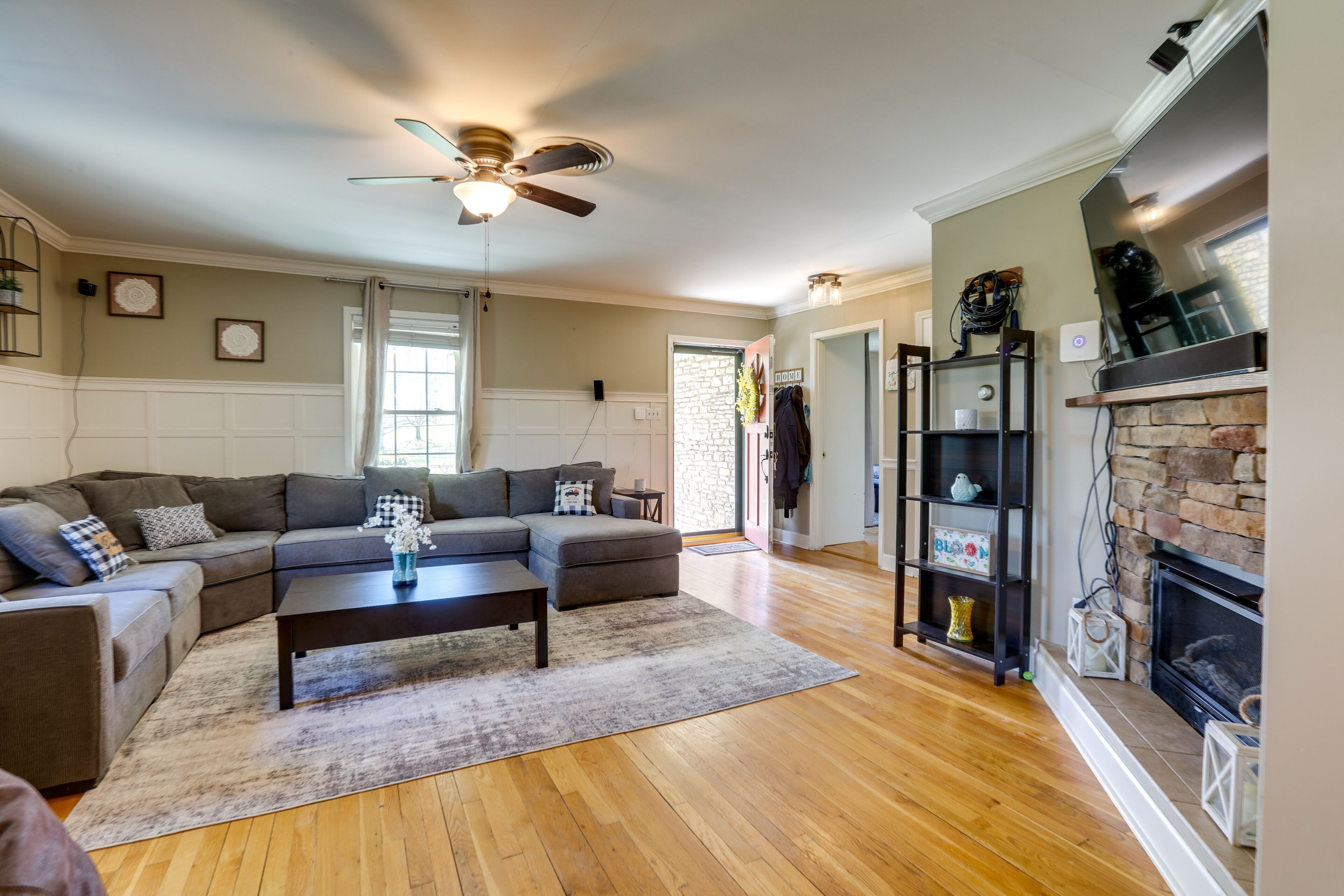 Lawrenceburg Family Home w/ Seasonal Pool!