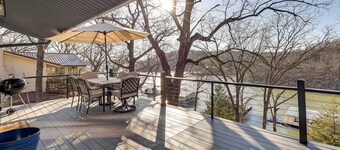 Deck,Fire Pit & Grill: Grand Lake Lakefront Home