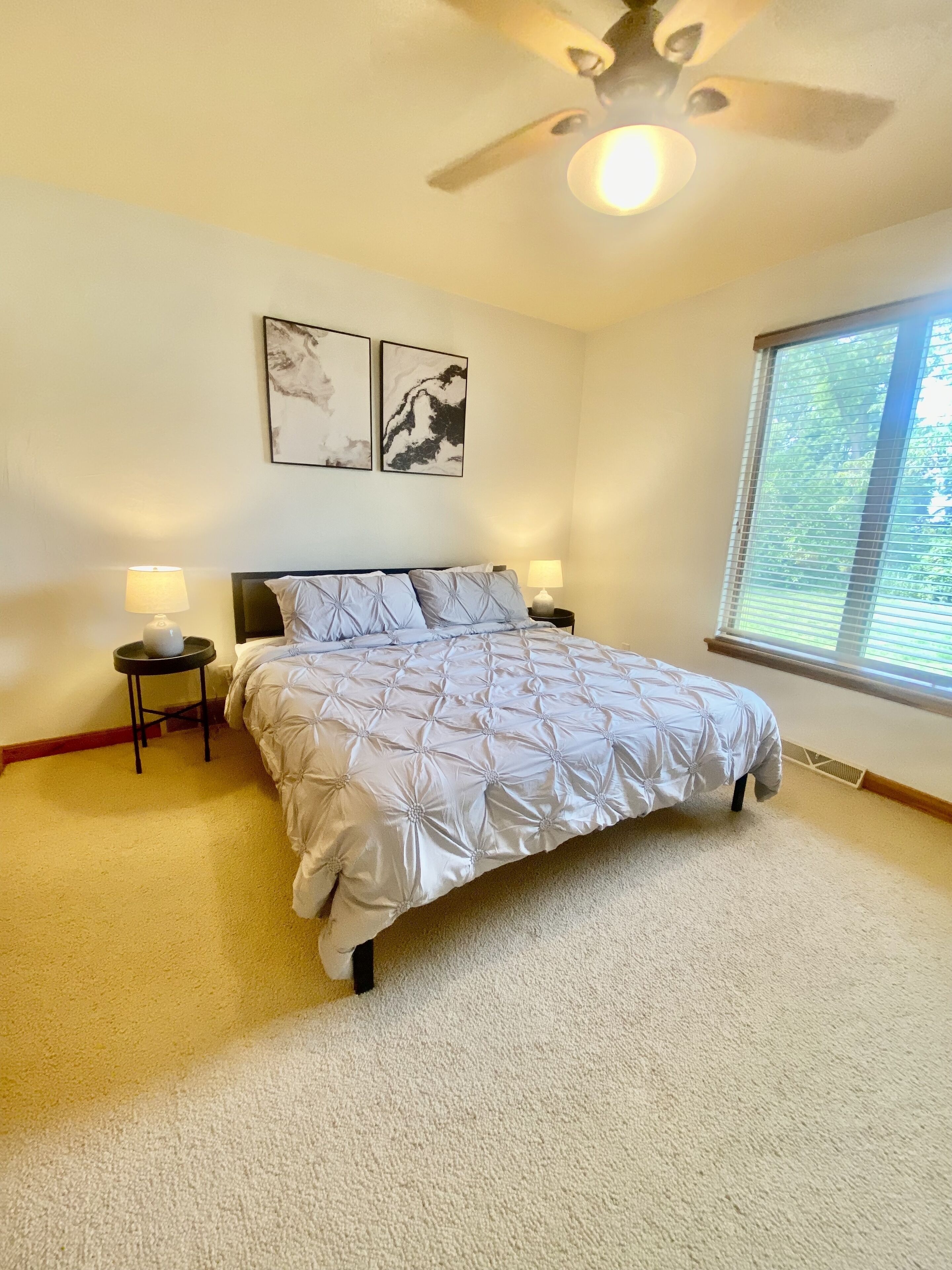 PERFECT ICE FISHING SPOT!!! 
Minimum 5 night stays preferred and requested - 