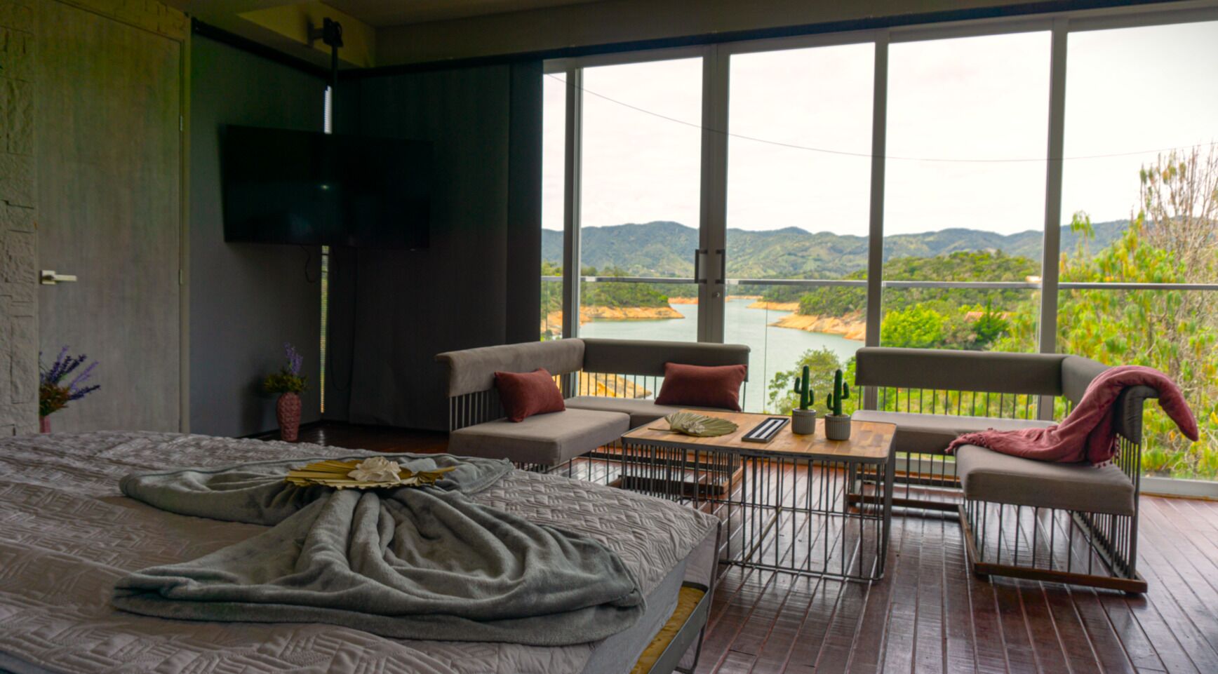 6 Schlafzimmer, WLAN, Bettwäsche