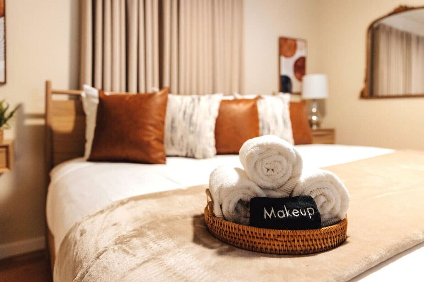 3 Schlafzimmer, Schreibtisch, Bügeleisen/Bügelbrett, WLAN