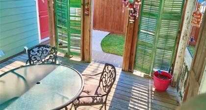 Mermaid Academy with Tiki Lounge