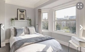 8 Schlafzimmer, Bügeleisen/Bügelbrett, Reisekinderbett, kostenloses WLAN