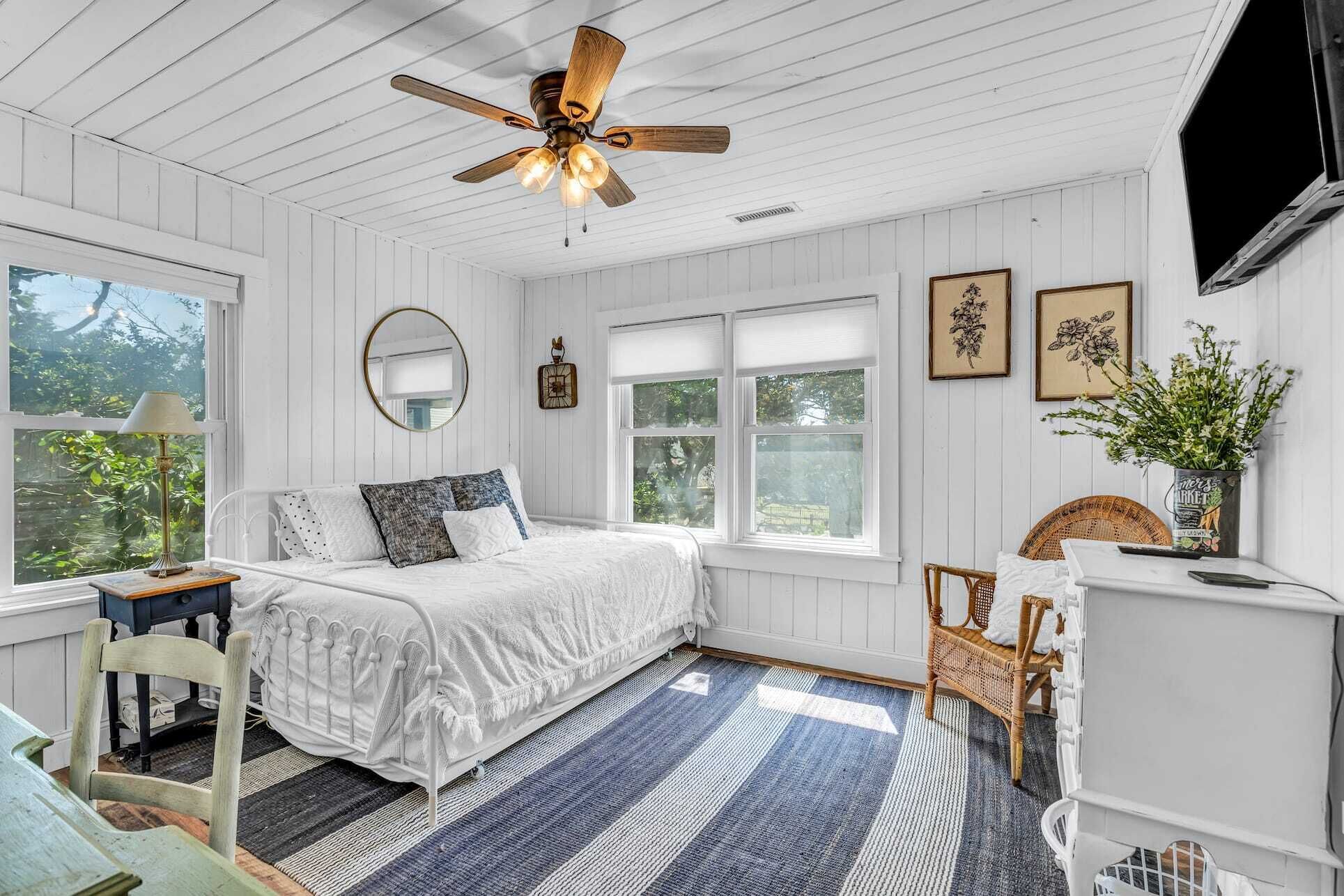 Brilliant Beach Bungalow Walk to Beach Pet Friendly Trailer Motorcycle Parking