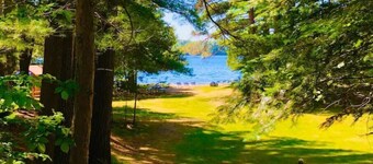 Fish Tail Cabin, lake, sandy beach, kayaks, canoe