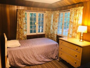 2 bedrooms