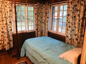 2 bedrooms