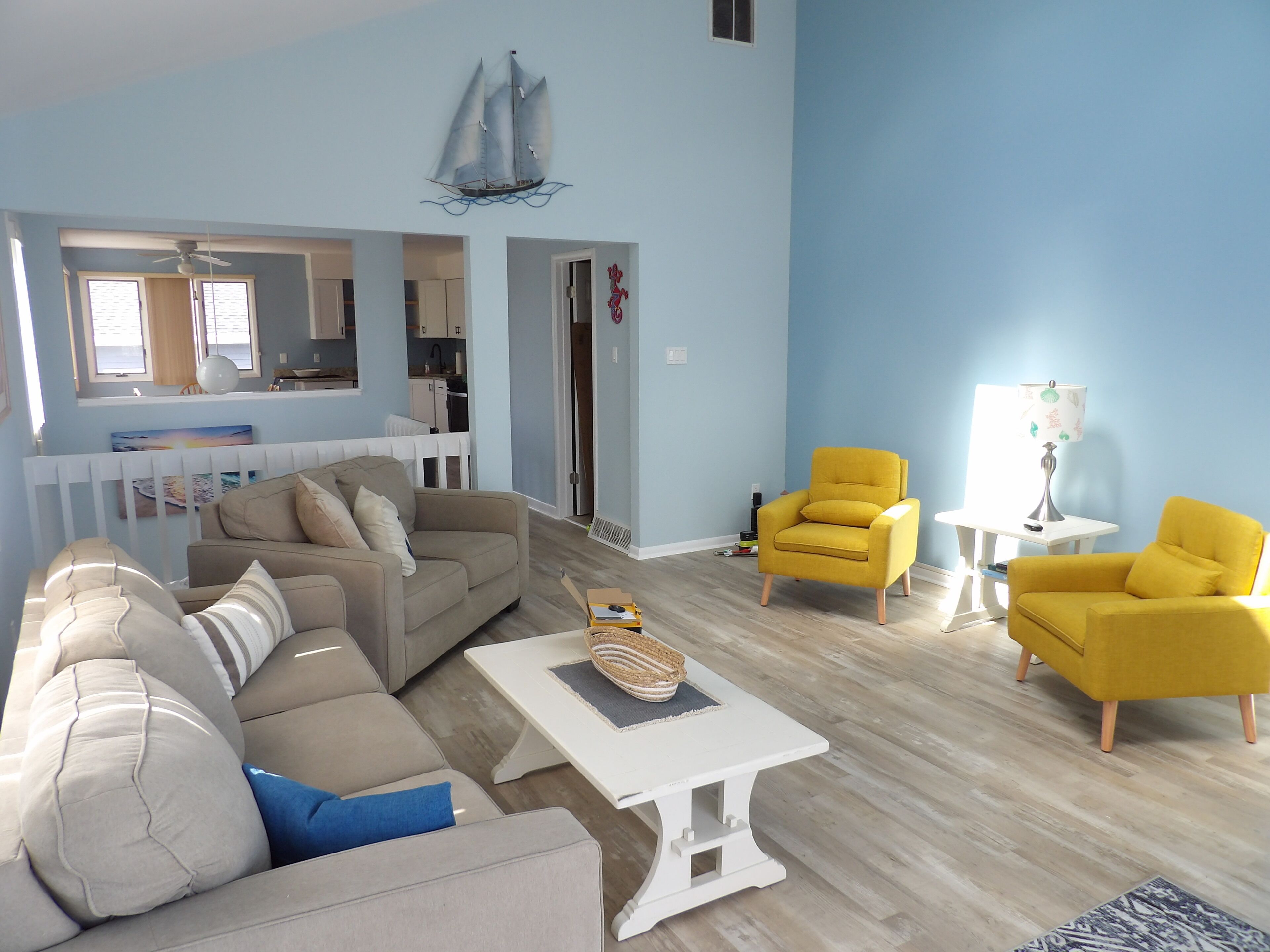 Feel the Beach Vibes-1 Block to Beach All New Updates throughout!