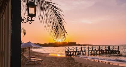 Marine Beach Club & Hotel By Tequendama
