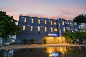 Exterior - Fabhotel Day2Day (Indore)