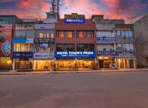 Exterior - Fabhotel Town Pride (Mohali)
