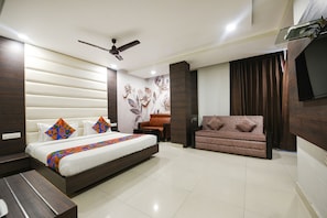 奢華套房 | 埃及棉床單、高級寢具、客房內保險箱、免費無線上網