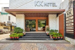 Konaklama yerinin ön cephesi