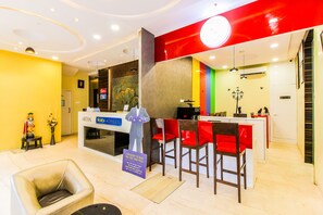 Reception - Fabhotel Arton Suite (Mumbai)