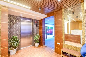 Elevator