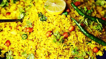 Esmorzar diari continental (300 INR per persona)