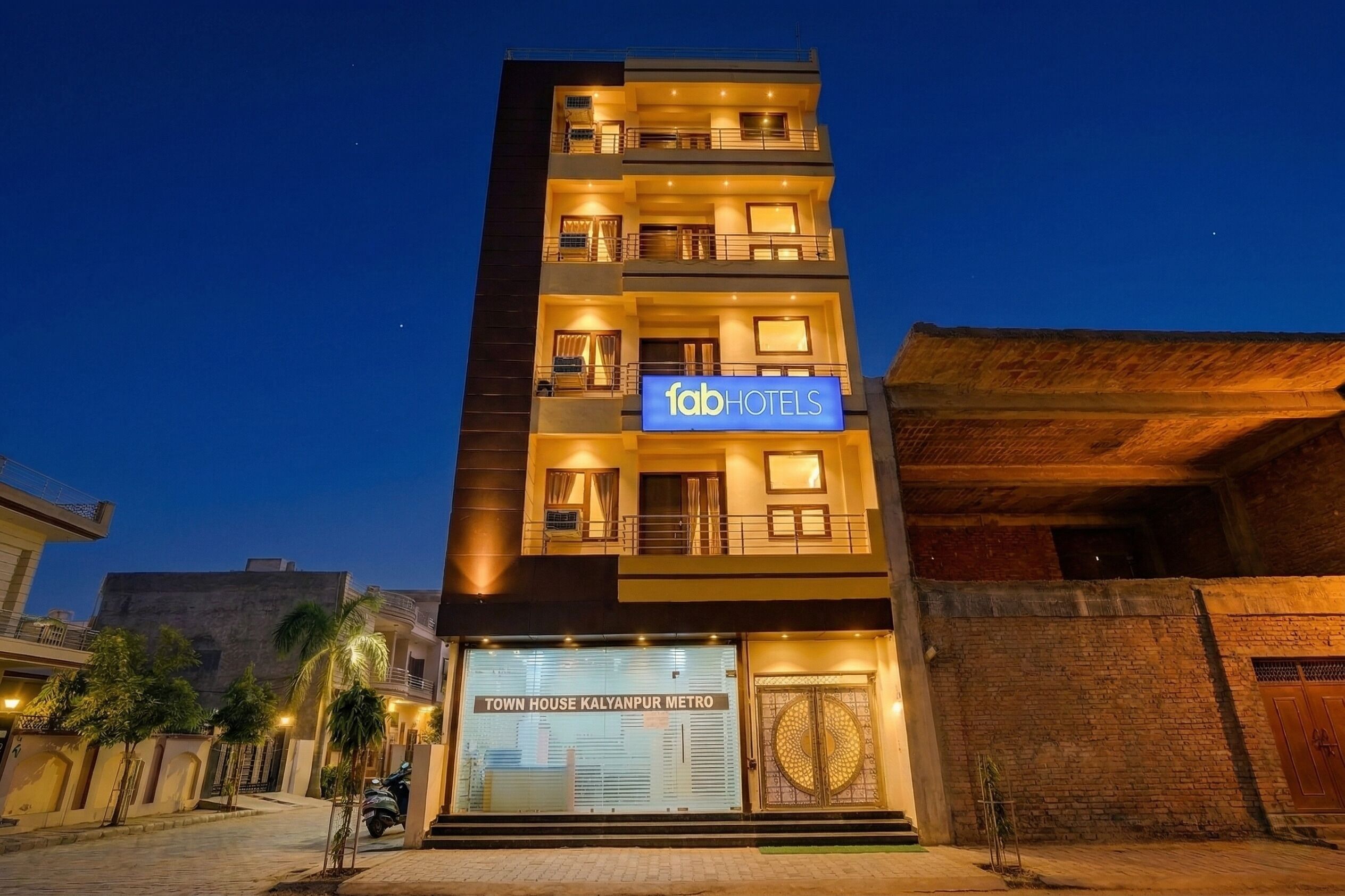 숙박 시설 정면