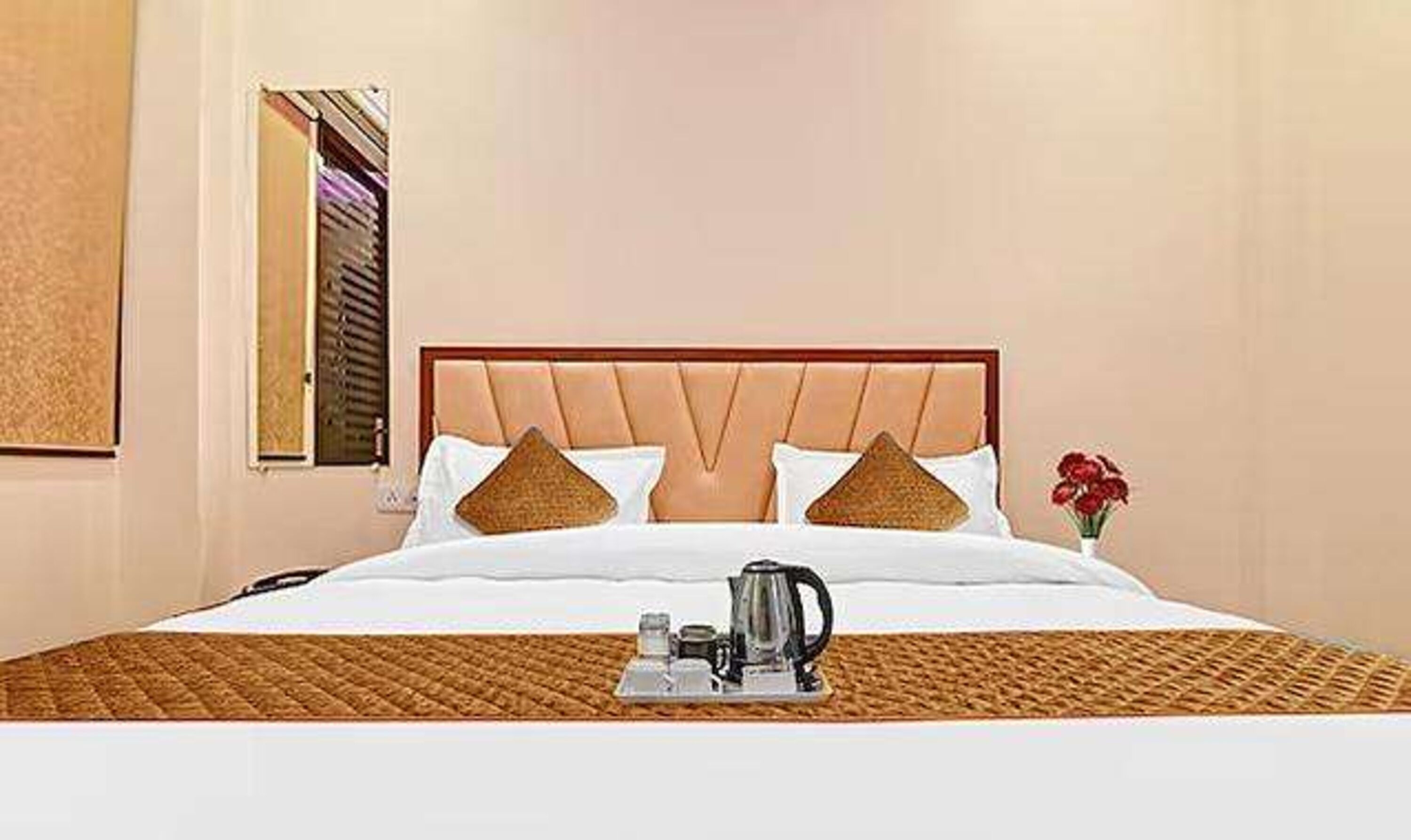 Habitación Deluxe | Sábanas de algodón egipcio y ropa de cama de alta calidad 