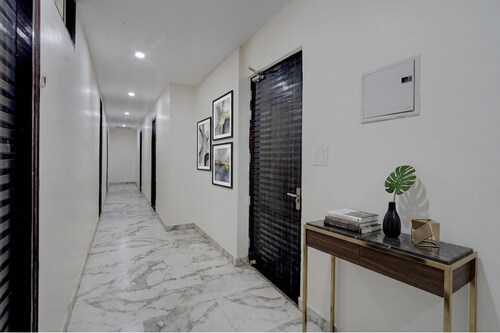 FabHotel Metro Inn