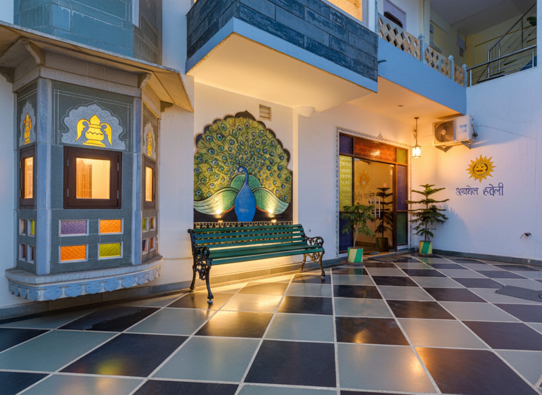 ロビー応接スペース