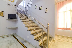 Lobby - Fabhotel The Castle Homestay I (Udaipur)