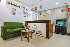 Reception - Fabhotel Citi Inn (Dera Bassi)
