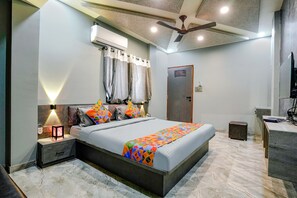 Kamar Deluks | Seprai katun Mesir, seprai premium, Wi-Fi gratis, dan seprai linen