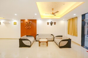 Reception hall - FabHotel Taj Residency (New Delhi)