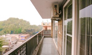 Balcony - Fabexpress Dream Living (New Delhi)