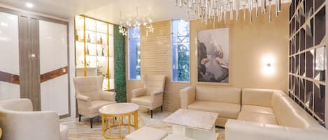 Sala de estar en el lobby