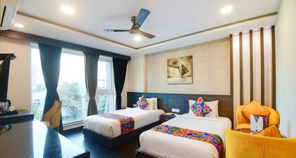 FabHotel Prime Kzar Corporate near Sealdah – Family & Business Friendly | 2.6 km from US Embassy, Park Street Kolkata