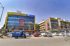Exterior - Fabexpress Canada (Ahmedabad)