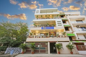 Exterior - FabHotel Novel Suites (New Delhi)