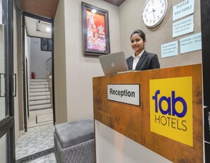 Reception - FabHotel Devs Inn (Indore)