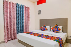Egyptian cotton sheets, premium bedding, in-room safe, desk - FabHotel The Whistler (Bhopal)