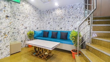 Khu tiếp khách ở sảnh