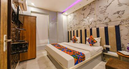 Fabhotel The Dreams